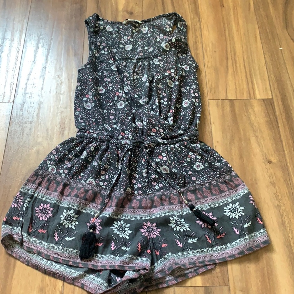 American Eagle romper